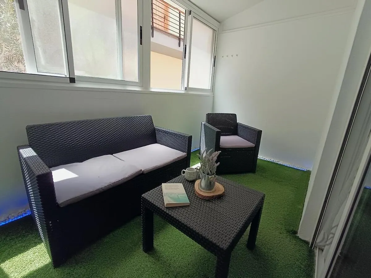 Argos Sunset Apartment Канделария